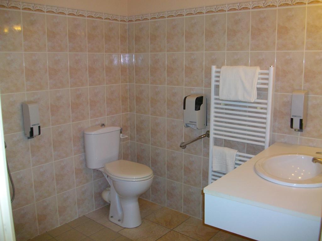 Larche  Logis Auberge La Grange De Renaudet מראה חיצוני תמונה
