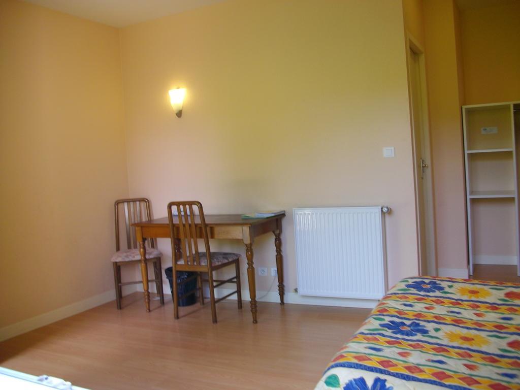 Larche  Logis Auberge La Grange De Renaudet חדר תמונה