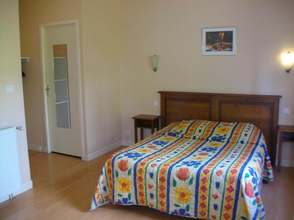 Larche  Logis Auberge La Grange De Renaudet חדר תמונה