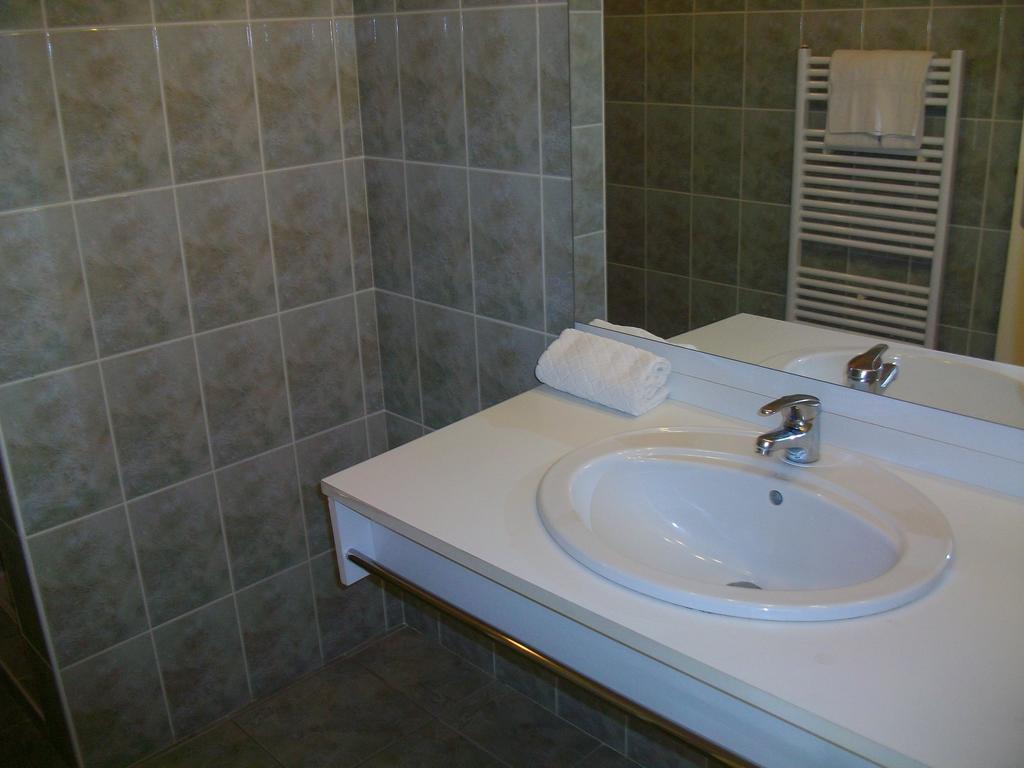 Larche  Logis Auberge La Grange De Renaudet חדר תמונה